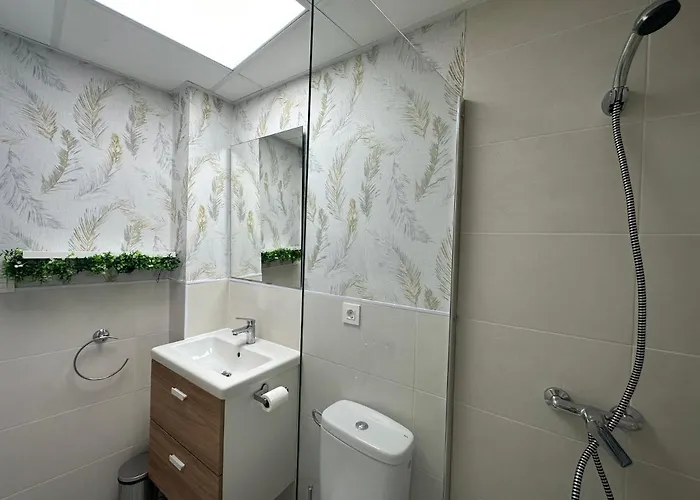 Dos Torres Tenor Gayarre - Encanto Con Balcon Interior Appartement